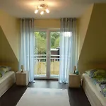 דירה Manders